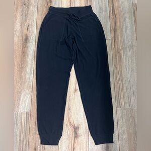 ALO Soho Black joggers - Size Small